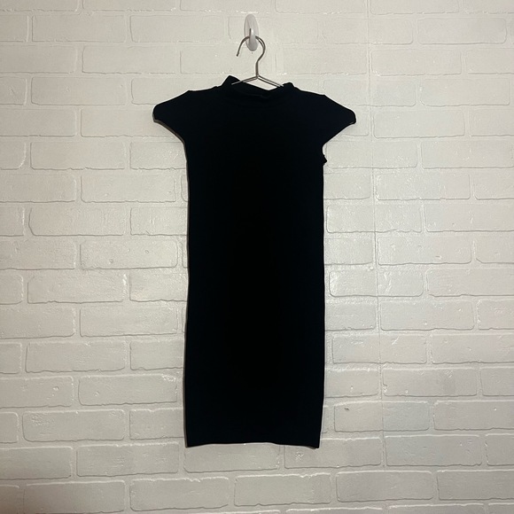 PrettyLittleThing Dresses & Skirts - PRETTYLITTLETHING Womens XS Black Bodycon Ribbed Mock Neck Dress Short SleeveNWT